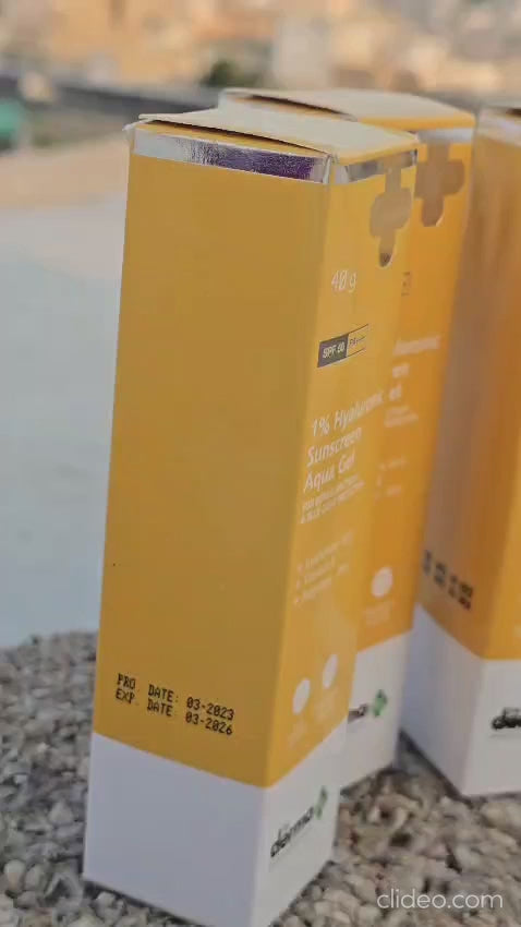 The Derma Co 1% Hyaluronic Sunscreen SPF 50 Aqua Gel